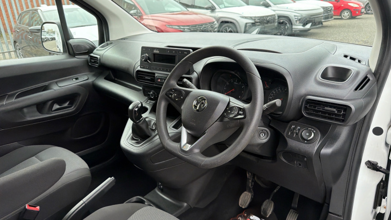 Vauxhall Combo Cargo Combo L1 Diesel 2300 1.5 Turbo D 100ps H1 Sportive Van